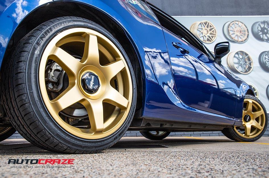 TOYOTA 86 SIX GOLD